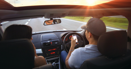 Drivers take their eyes off the road for 7% per journey claims study