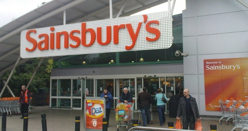 Sainsbury’s commit to fuel price cap if they merge