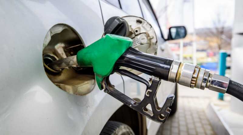 Rise in petrol lease cars drives up CO2 emissions