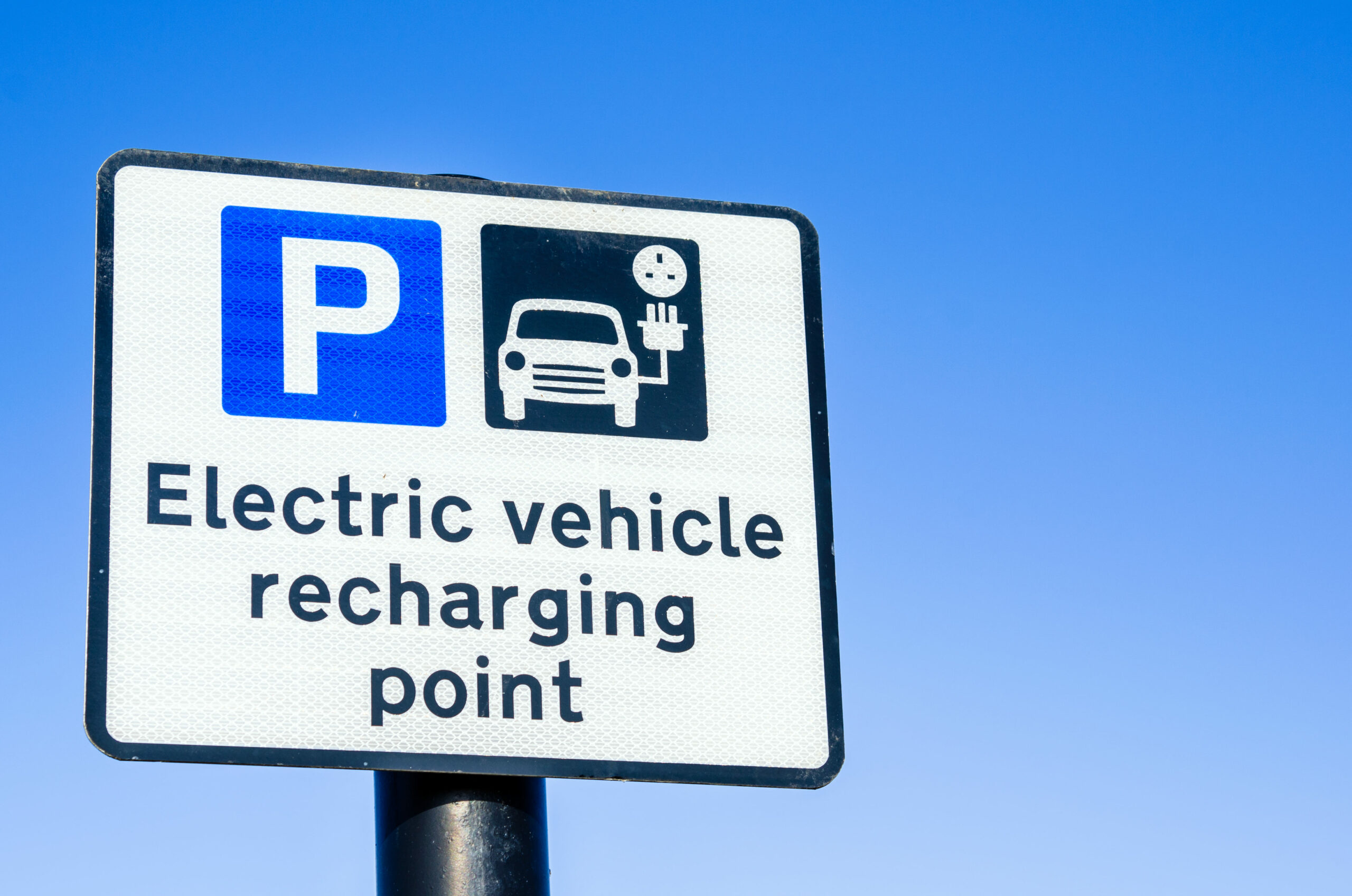 Improvements on the way for motorway electric vehicle charge points