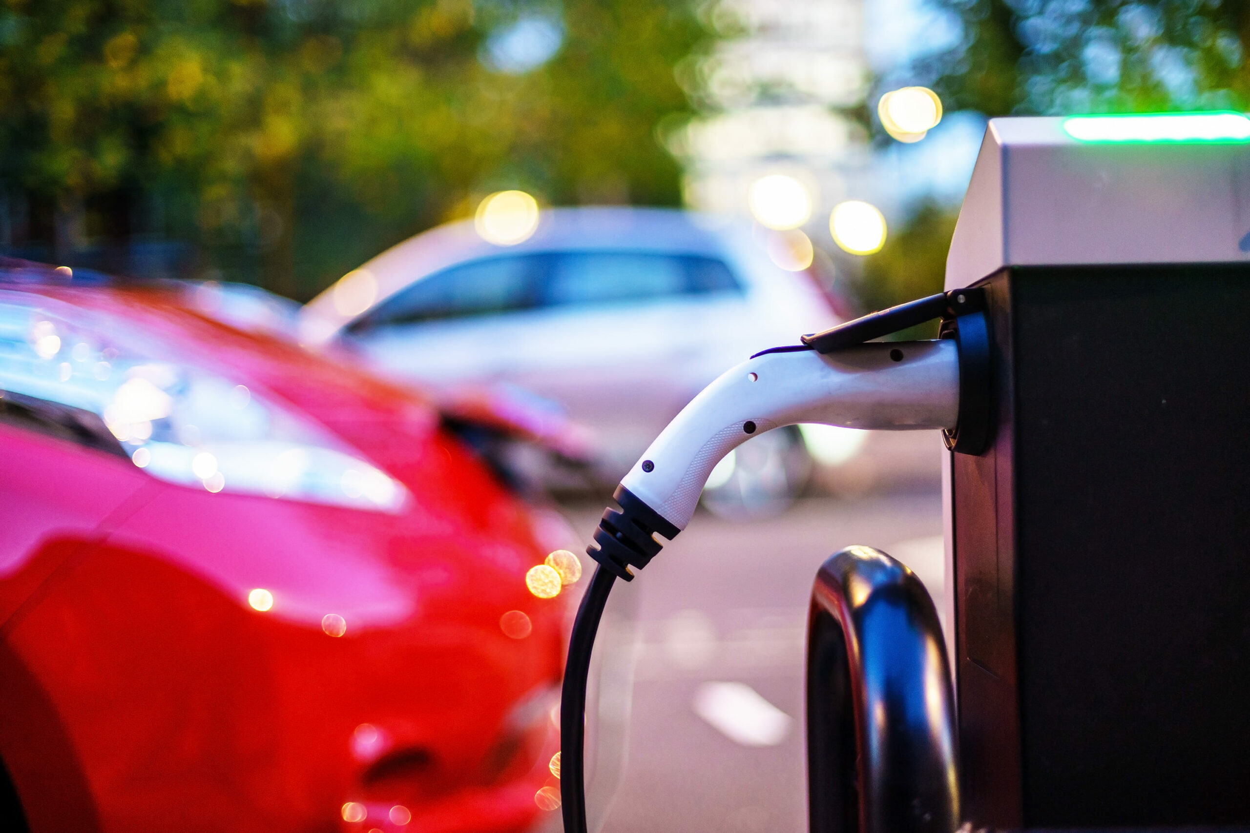 Electric vehicle grants slashed by £500