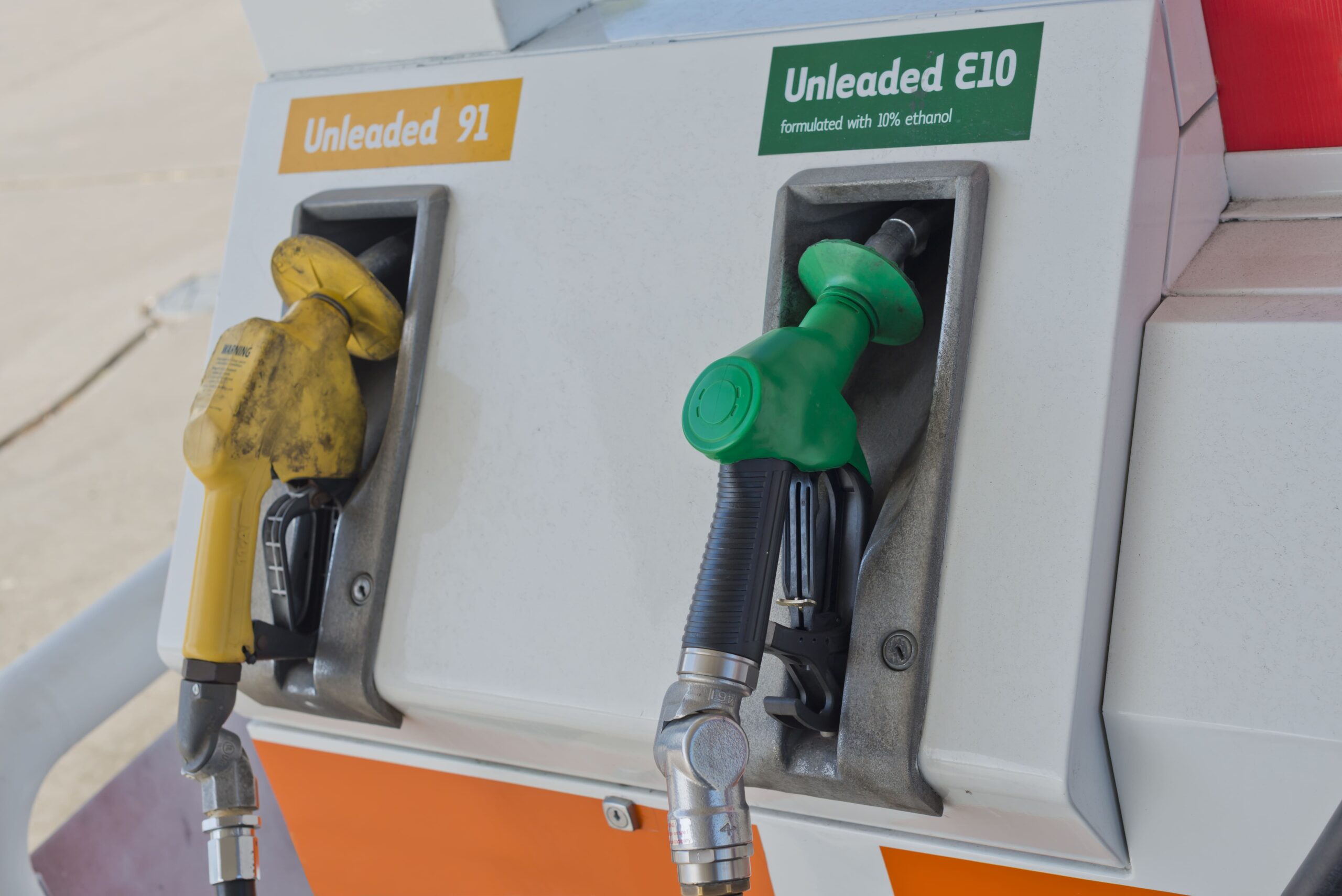 New E10 fuel could cause catastrophic damage to classic cars 