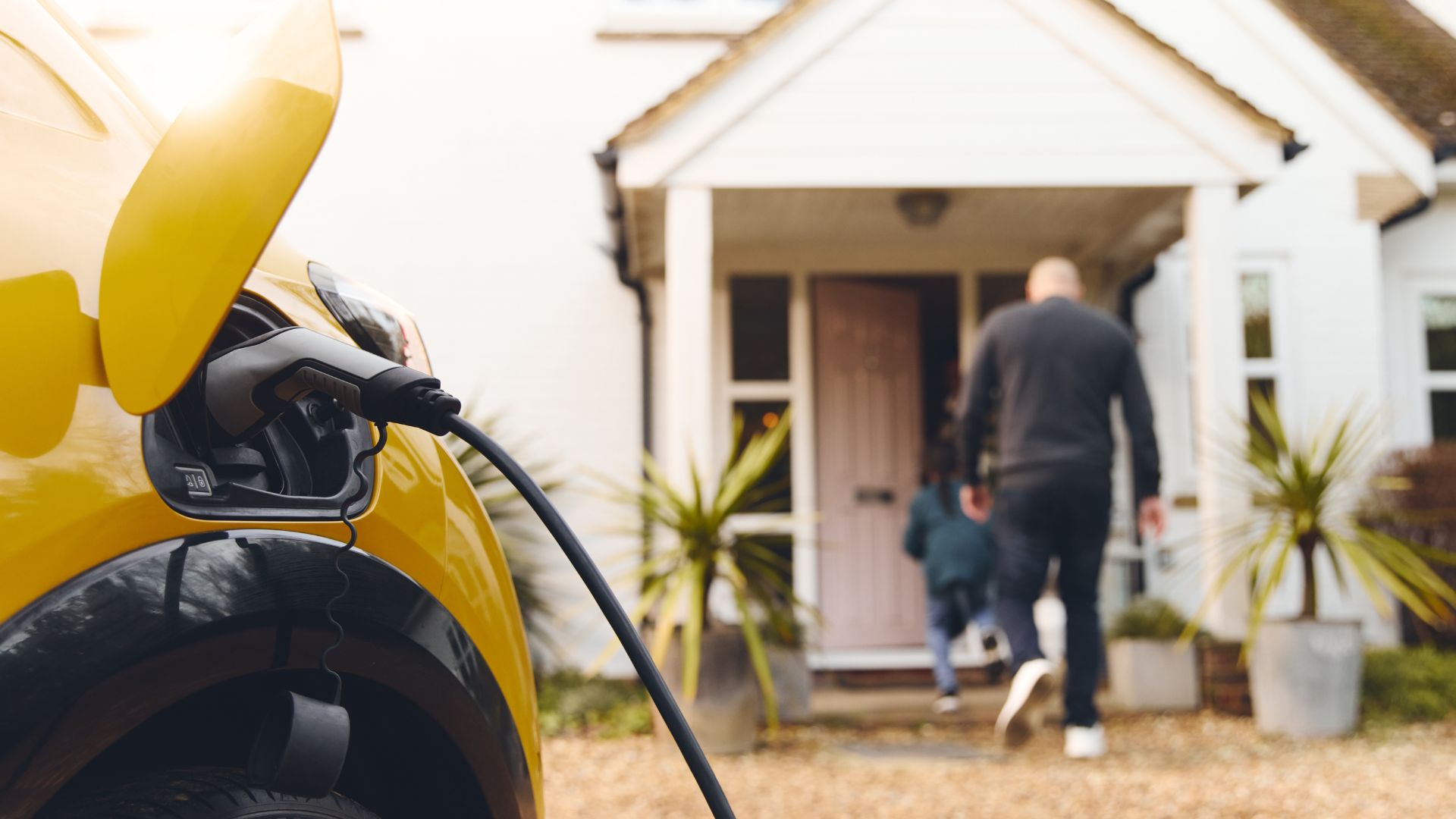 Decrease in the Number of People wanting to buy an EV according to Which Decrease in the Number of People wanting to buy an EV according to Which?