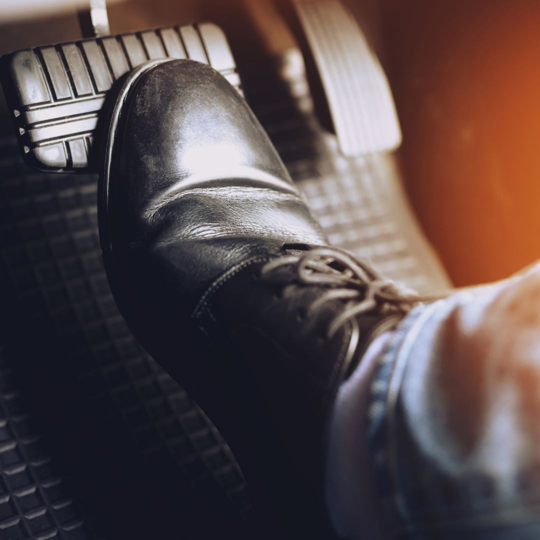braking As mentioned, approximately 40% of all road accidents in the UK occur during the night, and whilst you should never speed under any circumstance, this is even more so at night.